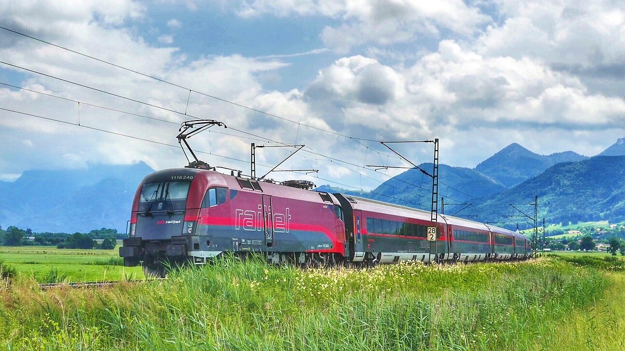 陜汽招聘送車司機(jī)，開啟職業(yè)之旅的大門