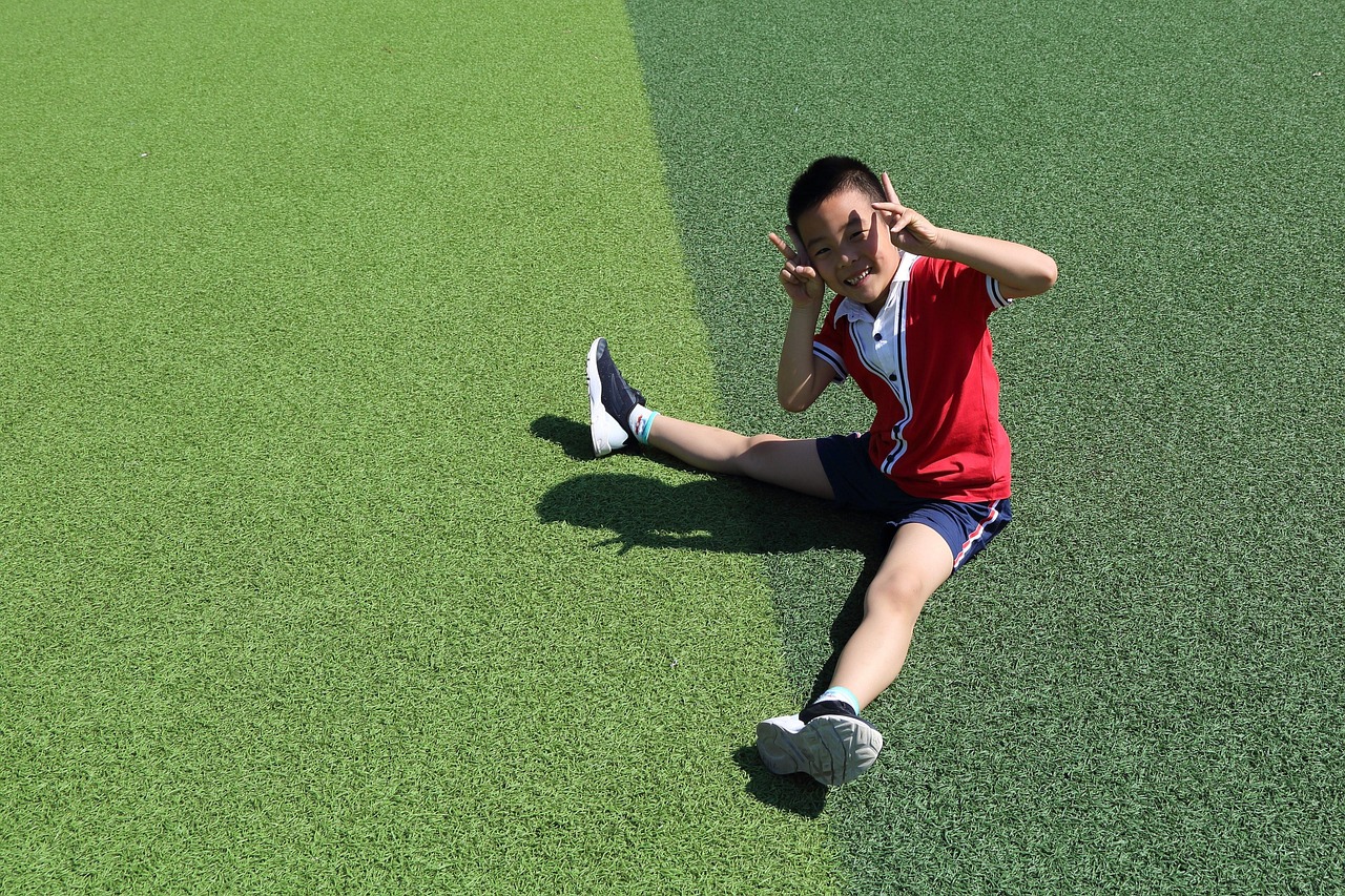 小學(xué)生跳繩比賽，活力四溢的快樂時光瞬間記錄！